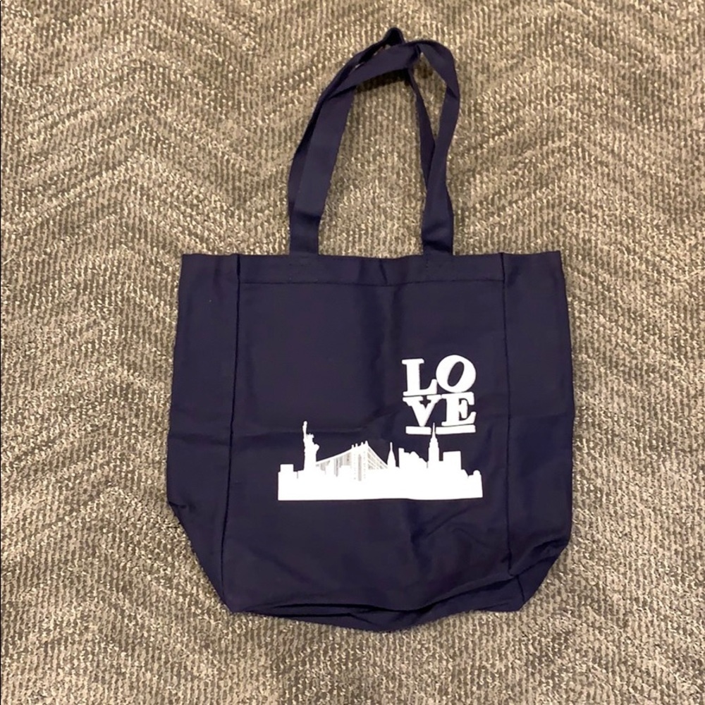 LOVE (New York) Tote - new